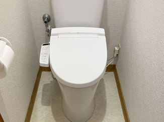 トイレリフォーム 明るく変わった清潔感のあるトイレ